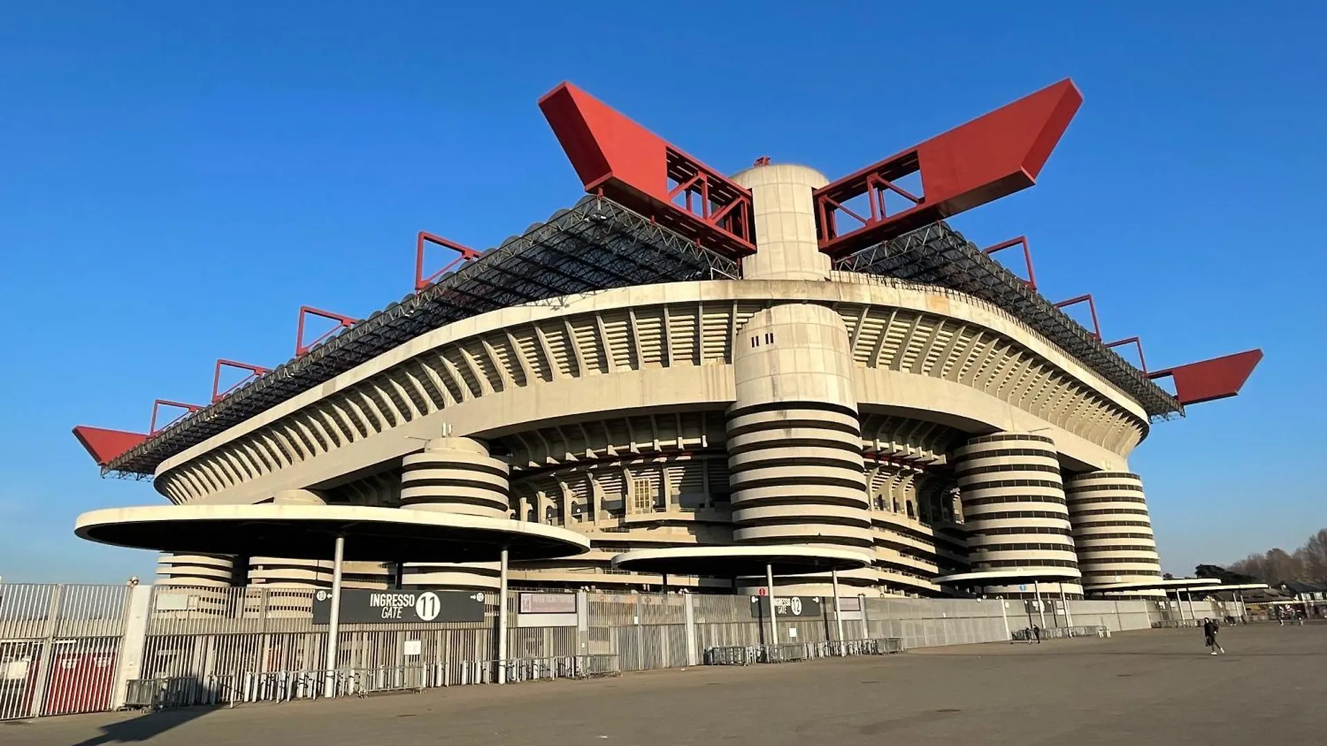 Apartament Stadio San Siro-Mico-City Life - Lux Sweet Home Mediolan